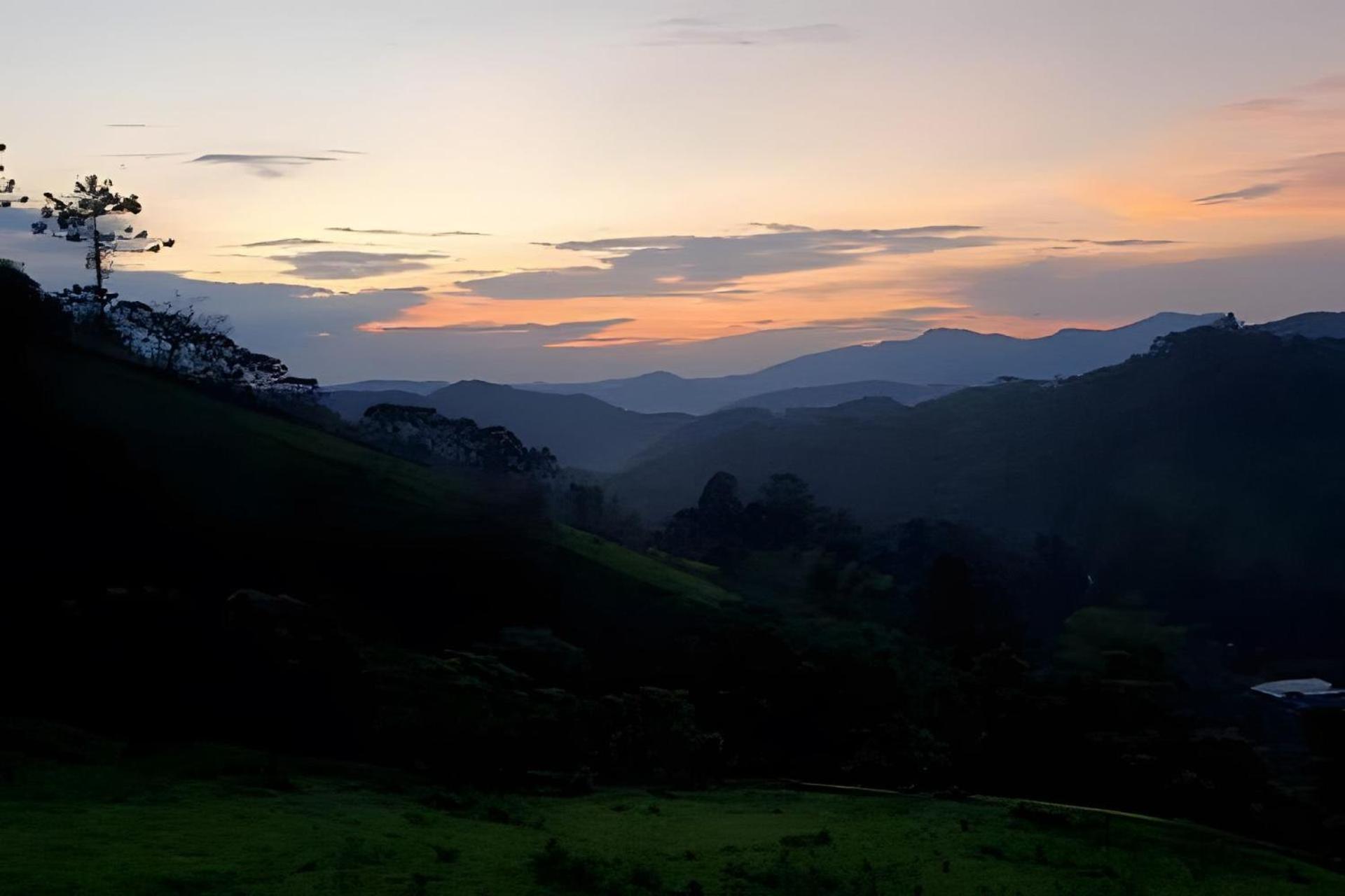 Apartamento Tempo | 2h30 Sp | Vista Unica | Cama King Santo Antônio do Pinhal